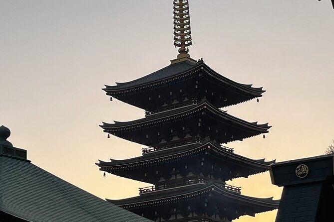 tokyo-sumida-river-walk-to-asakusa-senso-ji-temple-tour