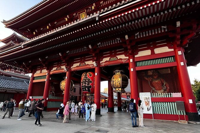 tokyo-sumida-river-walk-to-asakusa-senso-ji-temple-tour