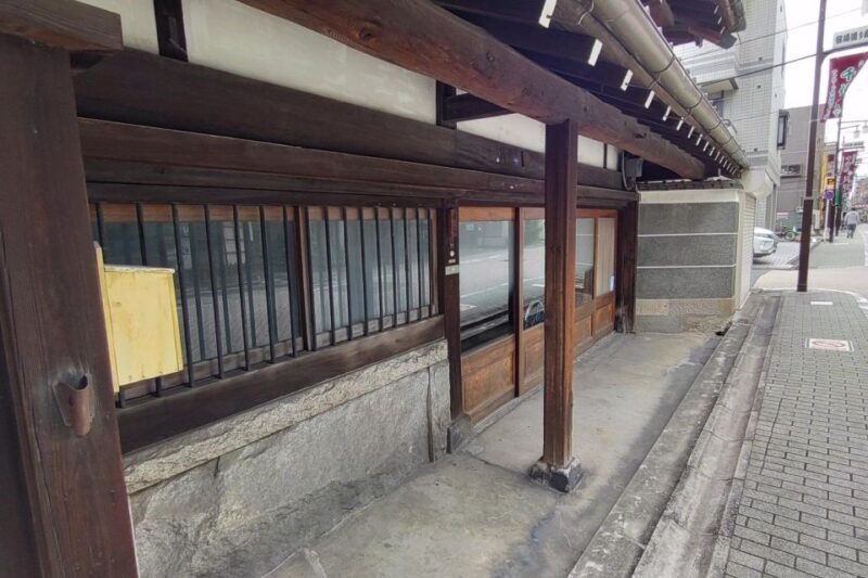 tokyo-super-local-private-e-bike-cycling-tour-from-asakusa