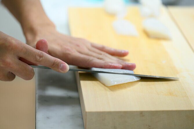 Tokyo Sushi Experience: Make Sushi with Toyosu Market Fish - Introduction: Why Consider the Tokyo Sushi Experience?