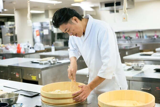 Tokyo Sushi Experience: Make Sushi with Toyosu Market Fish - Detailed Breakdown of the Tour