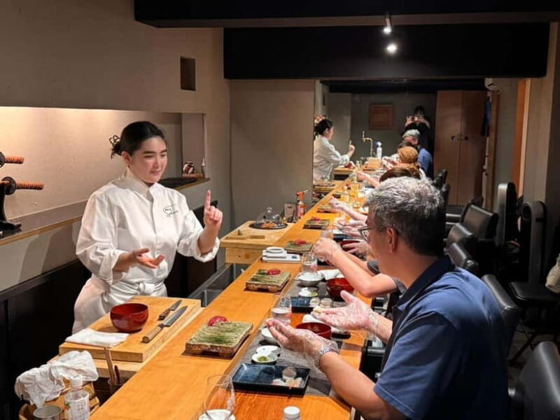 Tokyo: Sushi Making Class in Ginza with Drink - Key Points
