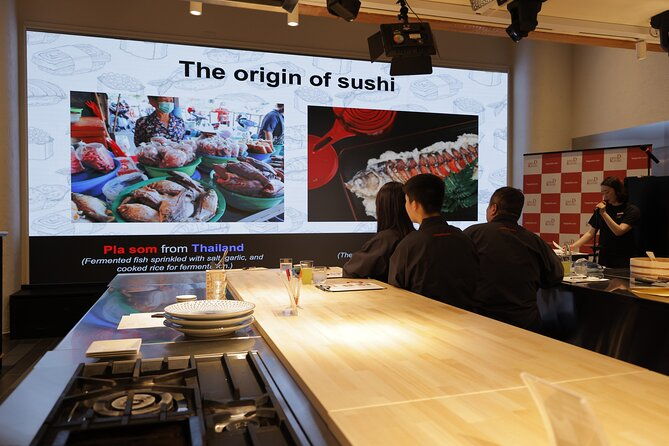 tokyo-sushi-making-class-with-chef-and-culture