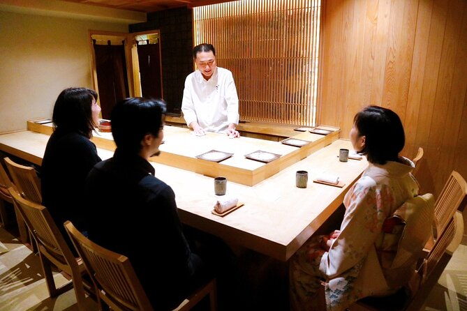 tokyo-sushi-tour-explore-sushi-tradition-and-dining-etiquette