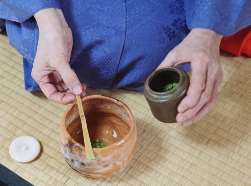 tokyo-tea-ceremony-class-at-a-traditional-tea-room