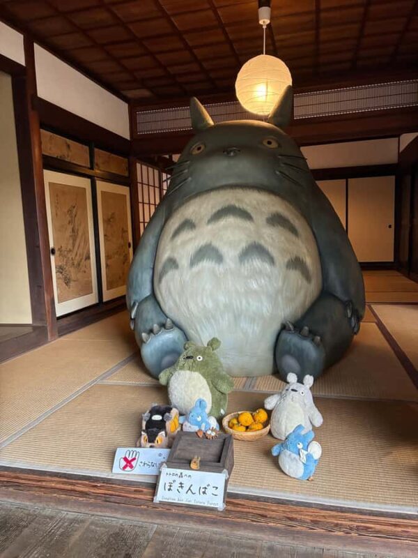 Tokyo: Totoro Forest Hiking Tour in Sayama Hills - Scenic Lake Sayama: Views and Reflection