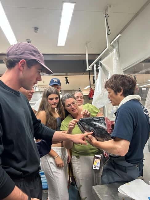 Tokyo Toyosu Tuna Auction w Dealer + Sushi (Standard to VIP) - Discovering Tokyo’s Tuna Auction: A Close-Up Look at the Toyosu Market Experience