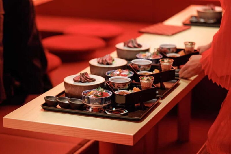 Tokyo: Traditional Geisha Experience Show & Japanese Dinner - Key Points