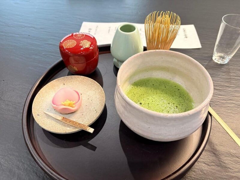tokyo-traditional-tea-ceremony-with-a-japanese-tea-master