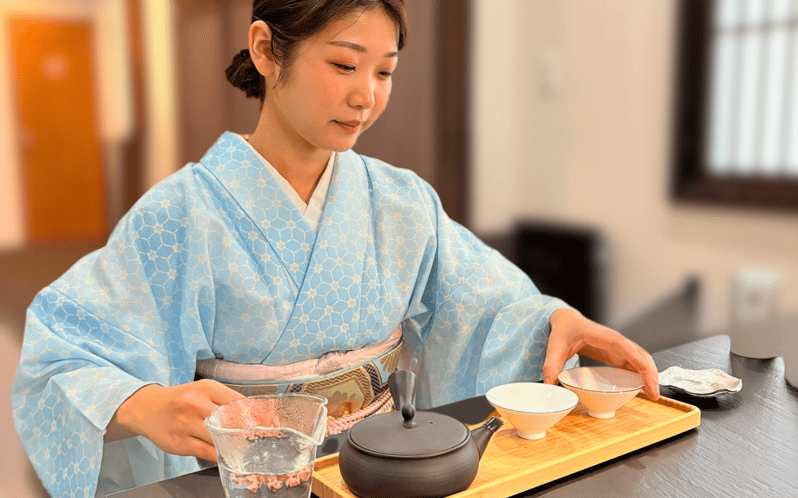 tokyo-traditional-tea-ceremony-with-a-japanese-tea-master