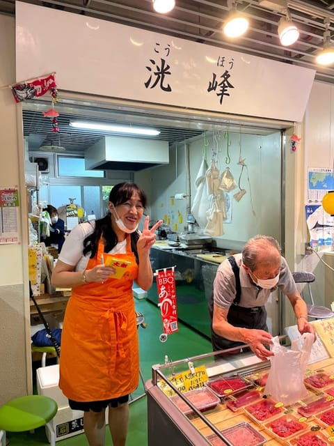 tokyo-tsukiji-fish-market-foodie-and-educational-tour