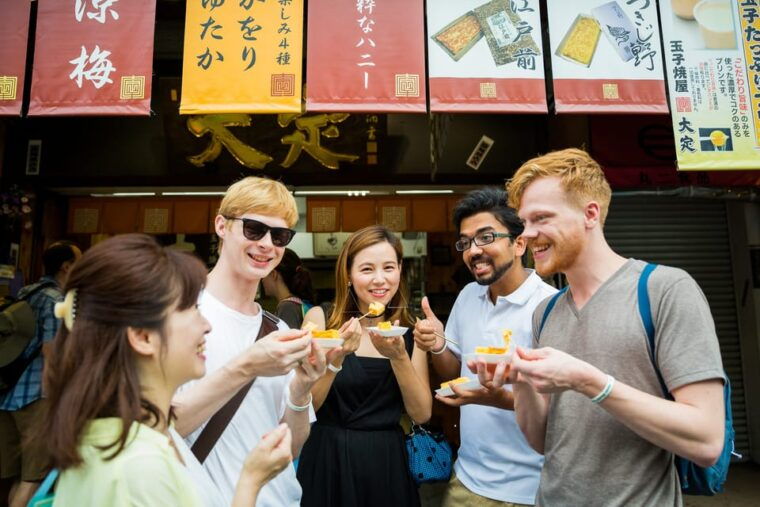 tokyo-tsukiji-fish-market-street-food-tour-with-tasting
