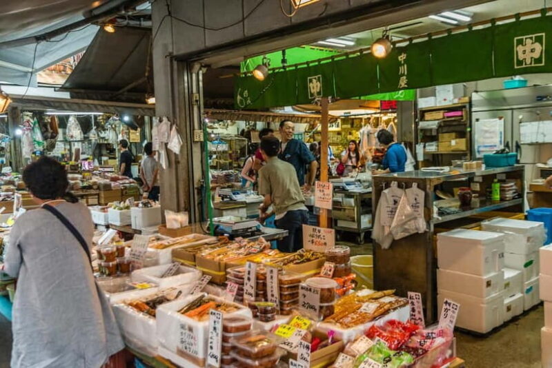 Tokyo : Tsukiji Fish Market Tour with Fresh Sashimi Tasting - The Sum Up
