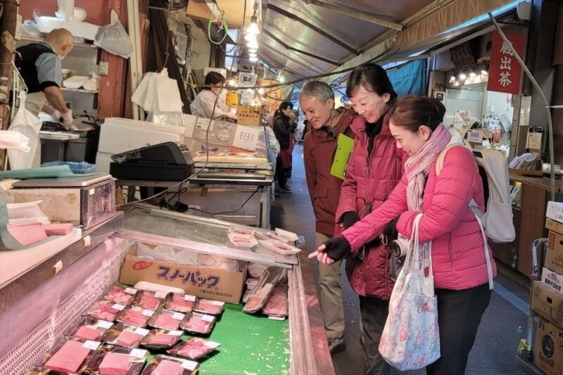 tokyo-tsukiji-market-guided-tour-sushi-making-experience