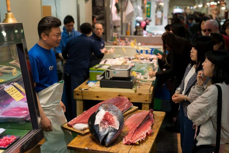 tokyo-tsukiji-market-walking-tour-sushi-cooking-class