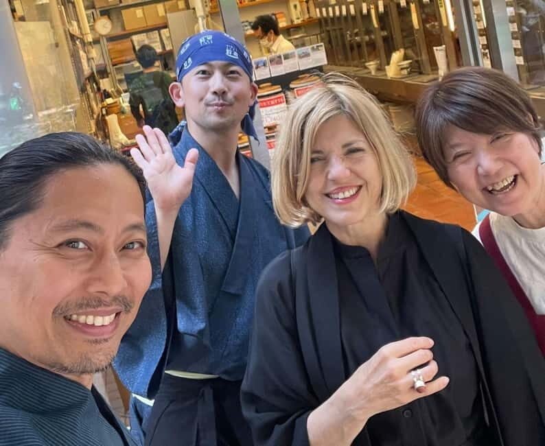 Tokyo: Tsukishima Walking Tour with Samurai Guide - A walk through history and hidden gems