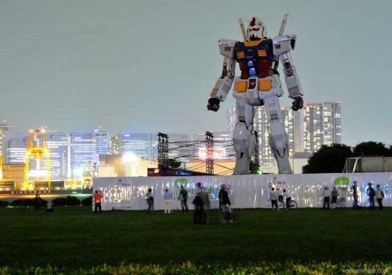 Tokyo Uncovered: A Luxury Day of Tradition & Tech - Key Points