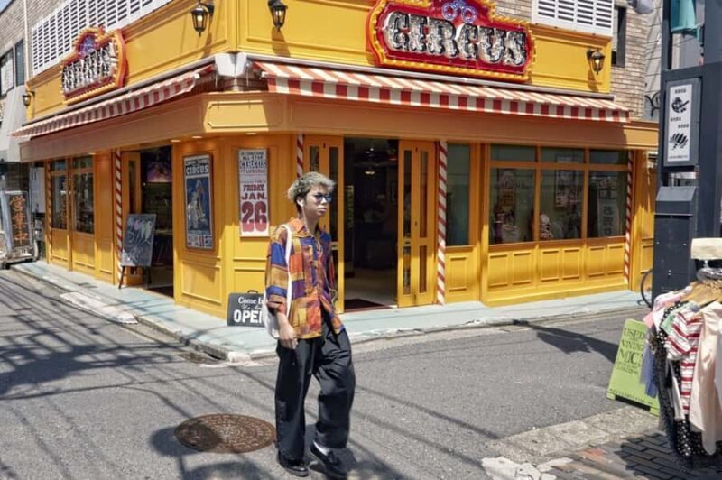 Tokyo: Vintage, Music & Cafe Walking Tour in Shimokitazawa - Tasting the Neighborhood: Snacks and Drinks