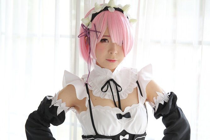 tokyo-visit-cosplay-shop-and-shopping-in-anime-store-2