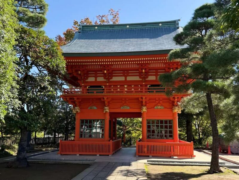 Tokyo Waseda Walk :A Hidden Shrine, Temple & Literary Garden - Exploring Tokyo’s Hidden Intellectual Heart: Waseda Walk