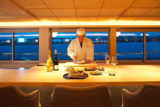 tokyo-yakatabune-private-lunch-dinner-cruise