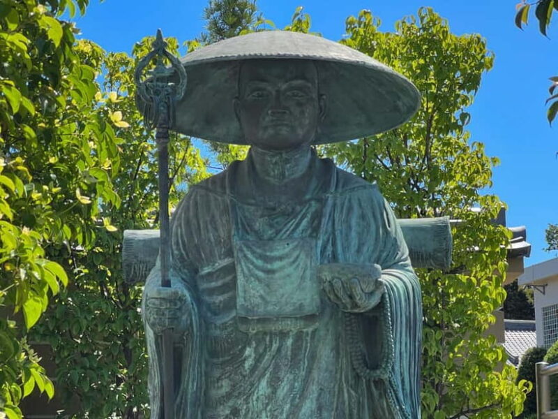 Tokyo: Yanaka Shrines and Temples Walking Tour - An In-Depth Look at the Yanaka Shrines and Temples Walking Tour