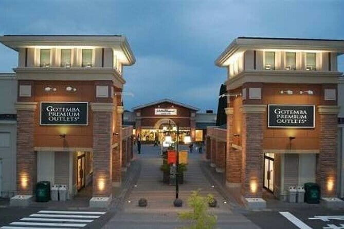 Tokyo: Yokohama Day and Night Tour with English Speaking Driver - FAQ