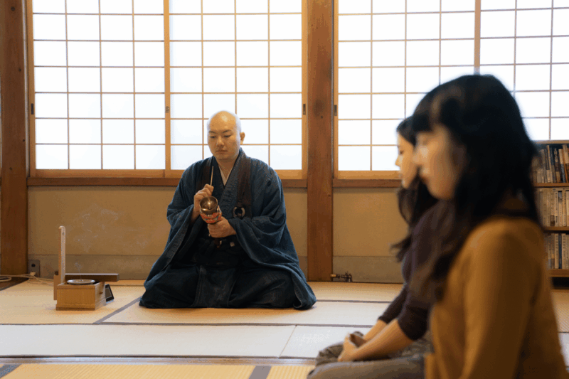 tokyo-zen-meditation-at-a-private-temple-with-a-monk