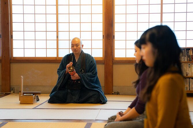 tokyo-zen-meditation-at-private-temple-with-monk