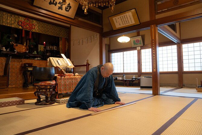 tokyo-zen-meditation-at-private-temple-with-monk