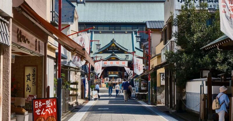 tokyoa-cultural-journey-and-a-little-bar-hopping-in-izakaya