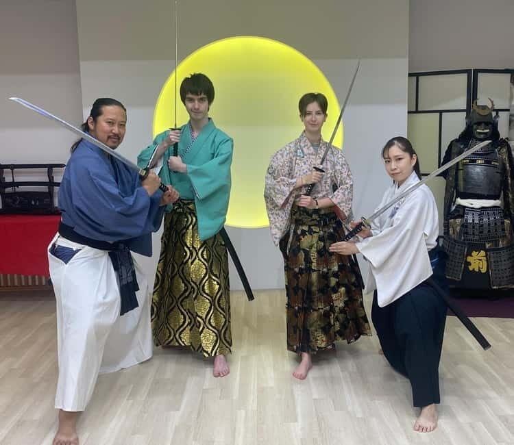 Tokyo:Become a samurai! Wear a costume and use a sword! - The Experience in Detail