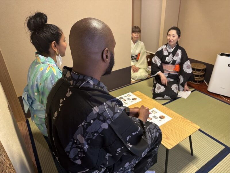tokyogenuine-tea-ceremony-kimono-dressing-and-photography