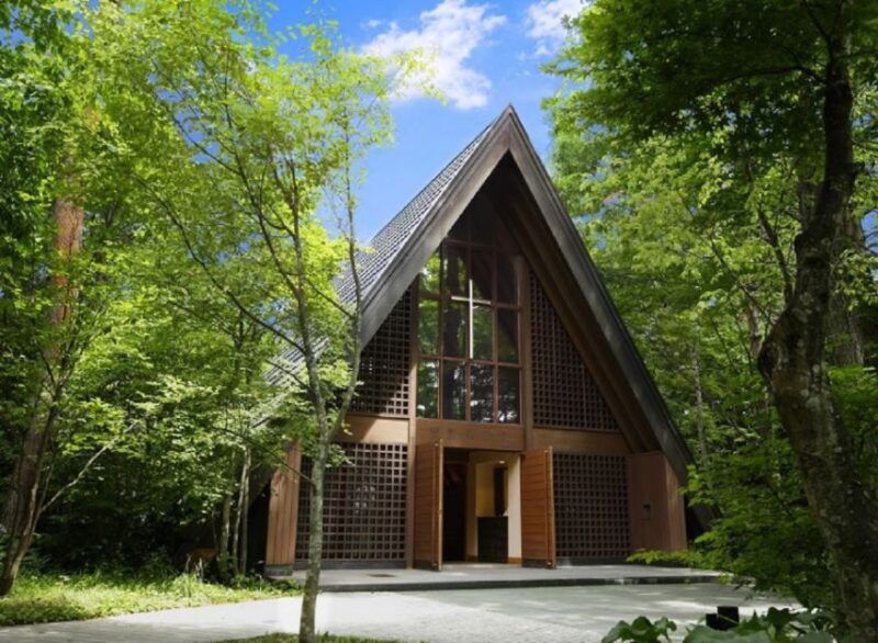 tokyokaruizawahoshino-resorts-areaglacier-shrine-day-tour