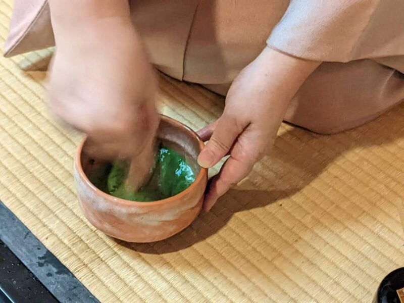 tokyolearn-from-an-expert-for-a-real-matcha-experience