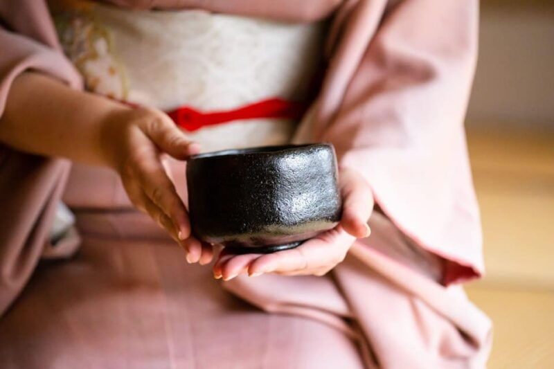 tokyolearn-from-an-expert-for-a-real-matcha-experience