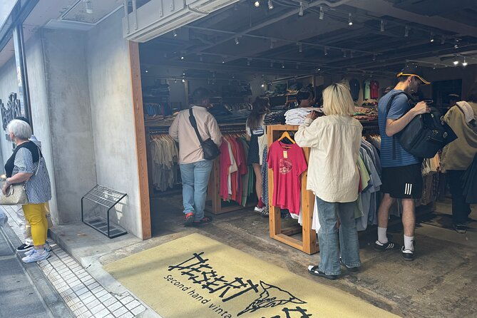 tokyos-neighborhood-digs-coffee-records-vintage-vibes-2