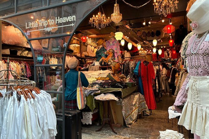 tokyos-neighborhood-digs-coffee-records-vintage-vibes-2