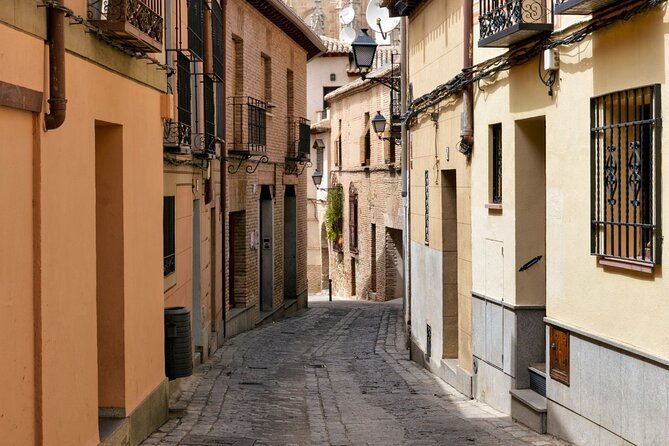 toledo-full-day-with-winery-visit-tapas-wine-tasting