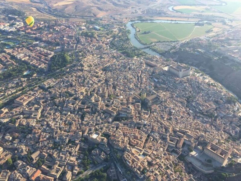 toledo-hot-air-balloon-ride-with-spanish-breakfast