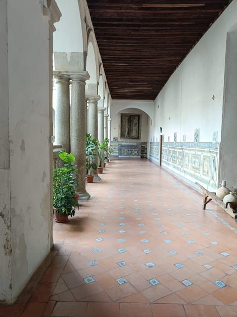 toledo-marzipan-convent-route-with-tasting-and-wine