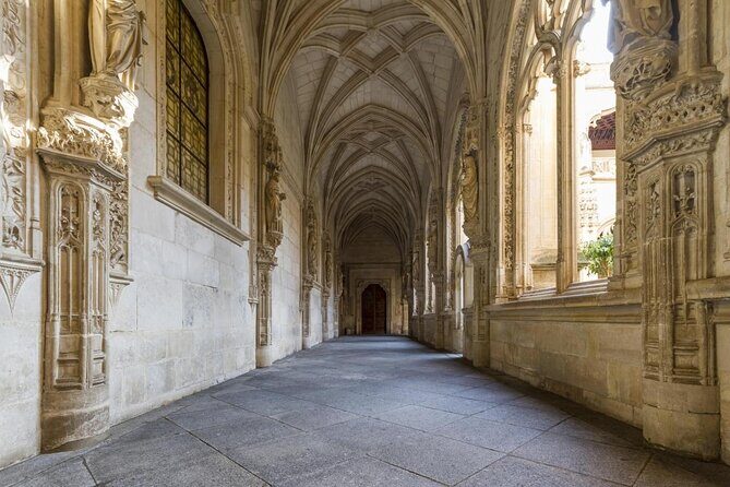 Toledo Monumental Tour with Tourist Bracelet - Key Points  