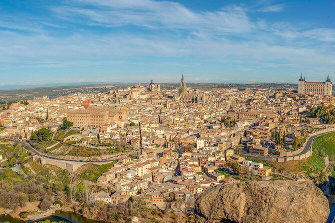 toledo-panoramic-from-madrid-with-transportation-and-panoramic-tour