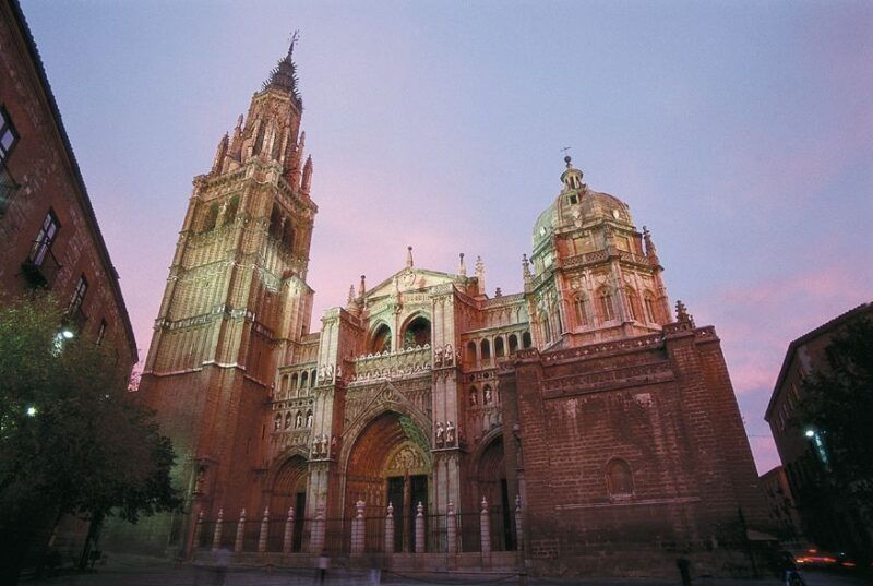 toledo-private-monuments-walking-tour-with-monument-entry