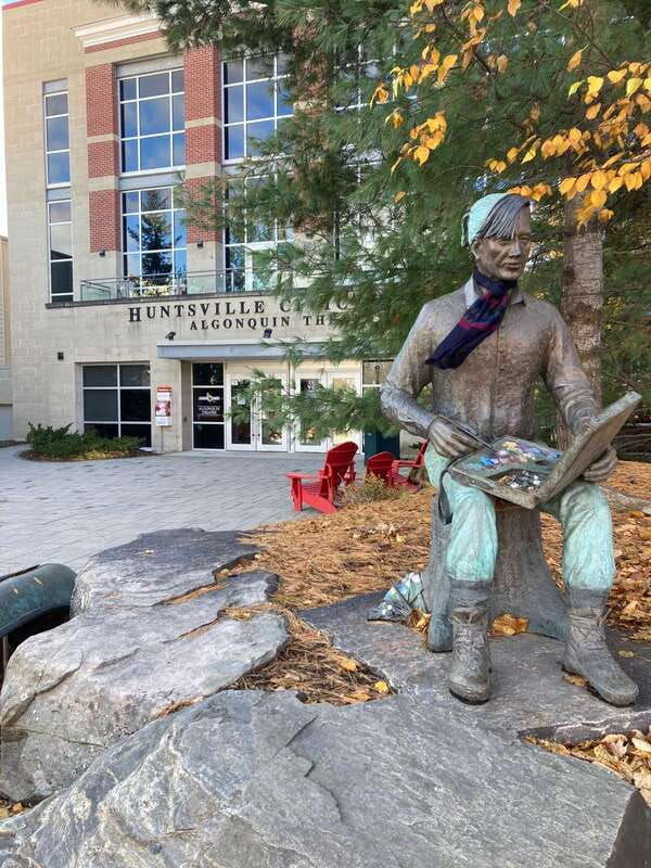 tom-thomson-mystery-walking-tour-with-smartphone-app