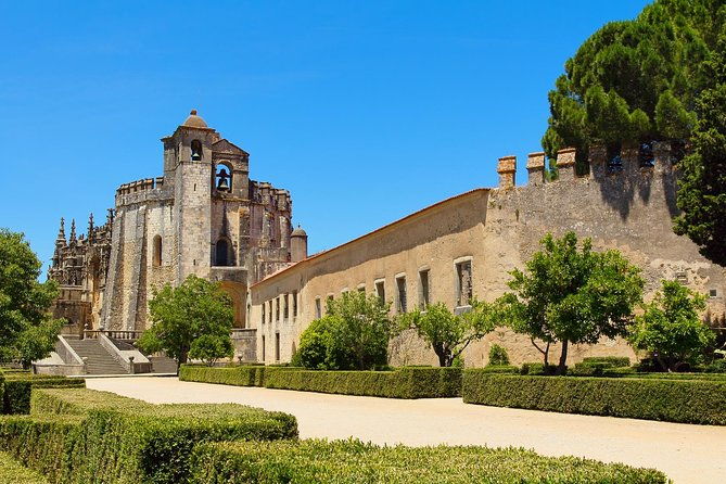 tomar-alcobaca-and-batalha-3-unesco-heritage-sites-private-2