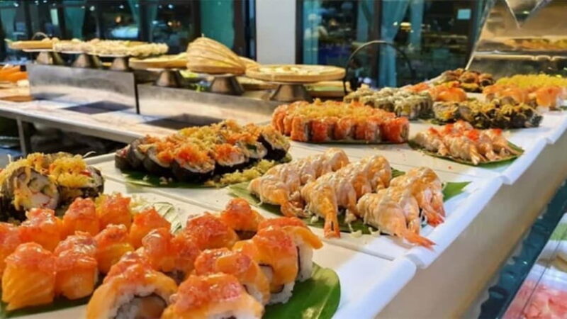 Tonle Bassac II Restaurant Buffet in Phnom Penh, Cambodia - Who Will Love This Experience?