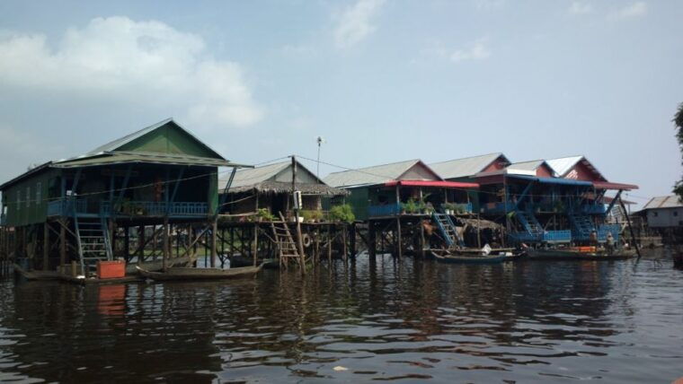 tonle-sap-tour-of-kompong-phluk-village-evening-food-tour