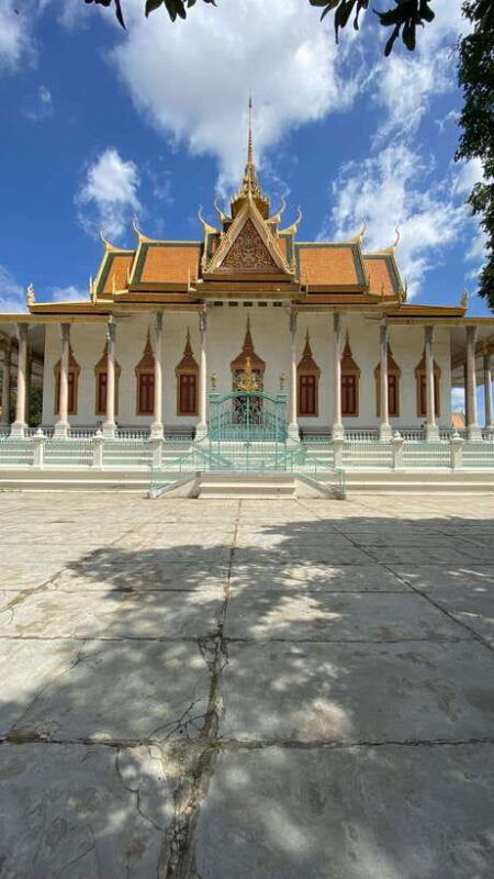 top-10-attractions-in-phnom-penhdiscover-a-vibrant-capital