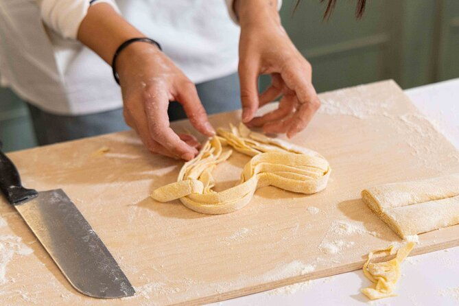 top-class-of-ravioli-fettuccine-and-tiramisu-workshop-in-rome